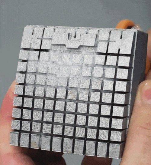 金属3D打印孔隙究竟是敌是友？让产品说话，来现场看！