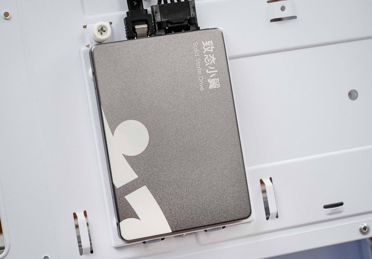 大学生省钱笔记:台式机这样升级硬盘好用又实惠