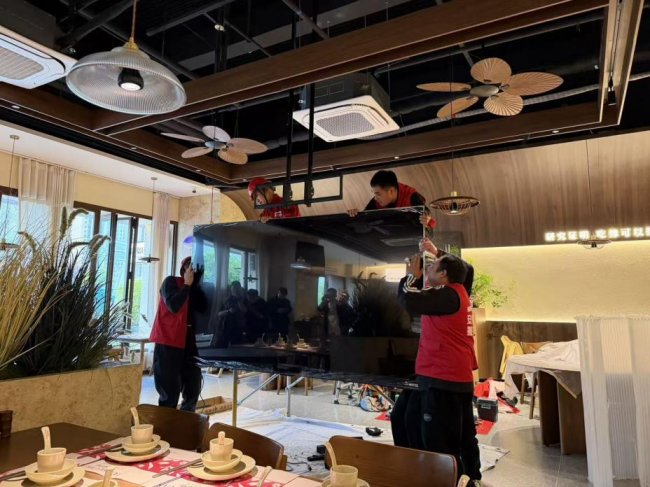 京东大屏携青基会发起“绿茵行动”公益项目 为乡村学校建设足球场