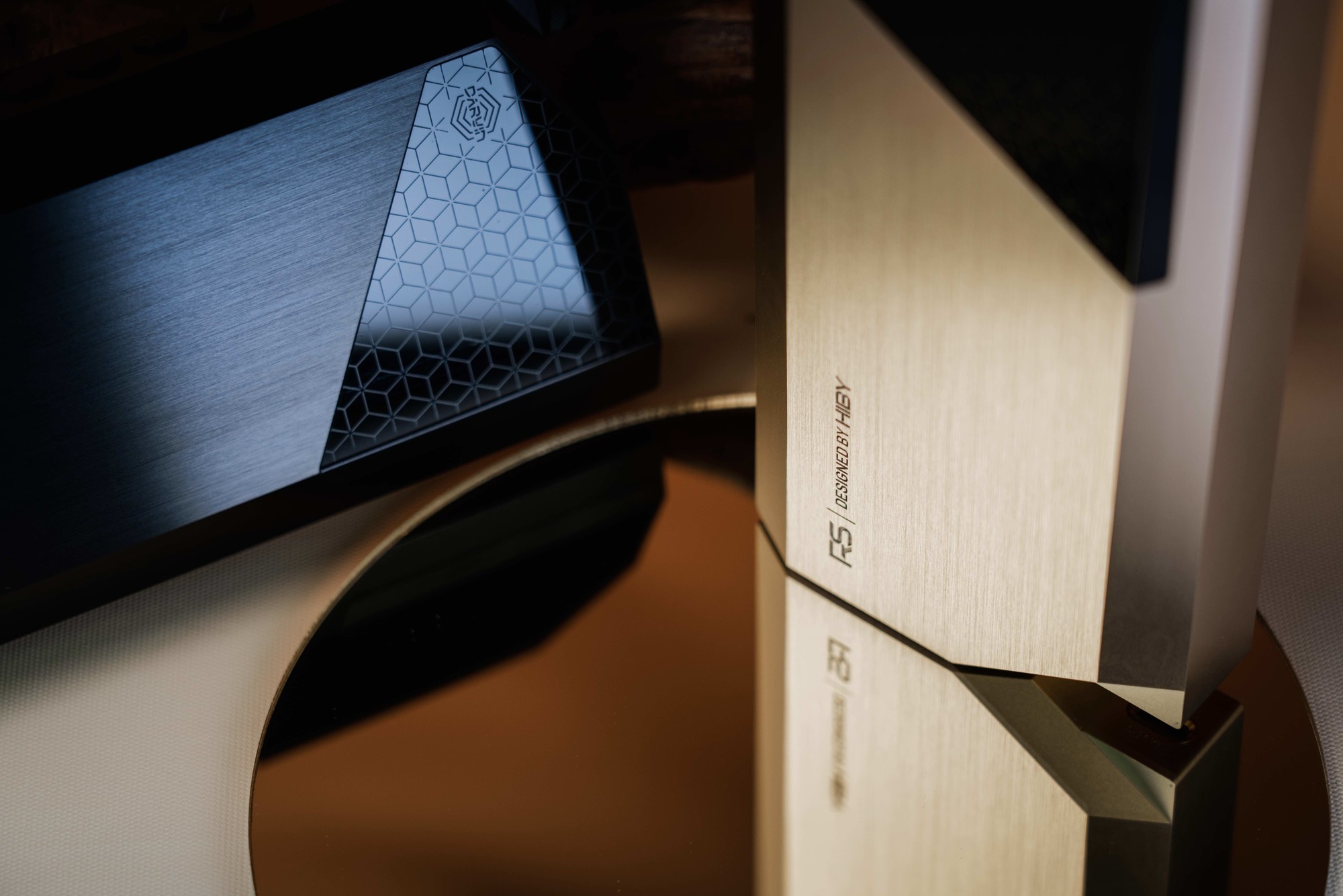 从8Gen2到AI音色克隆!超旗舰HiFi播放器HIBY RS8二代正式发布