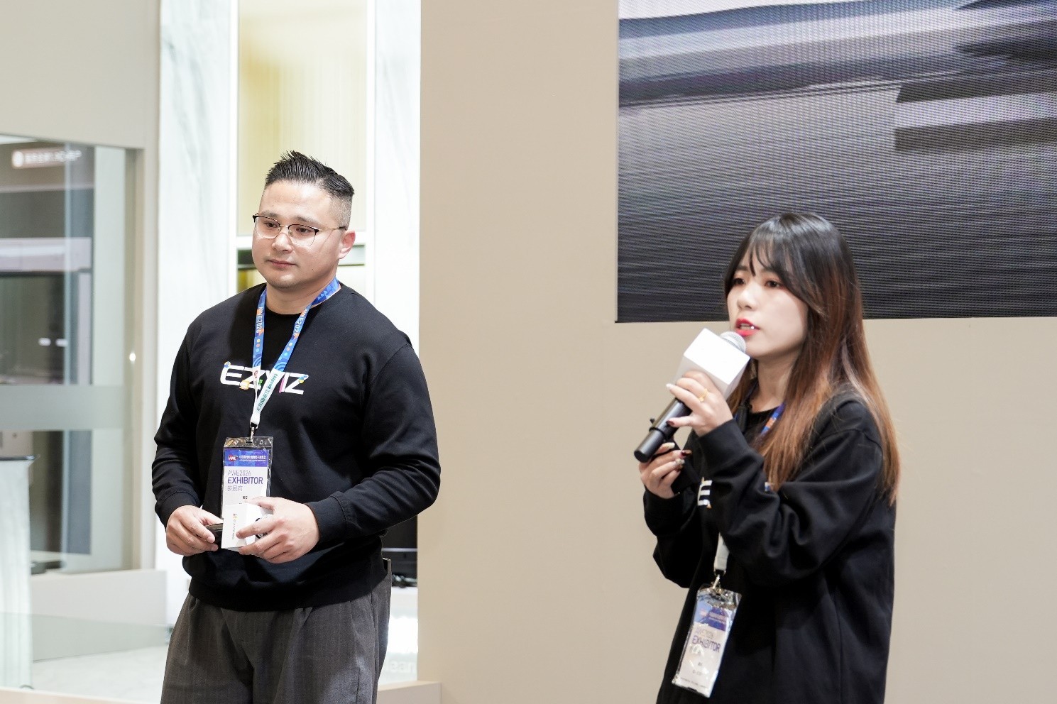 �ӡ��������ࡱ������ʪ���롱��өʯStella�ǳ�ϵ����˫��˫�Ⱥ�AI�ع��������