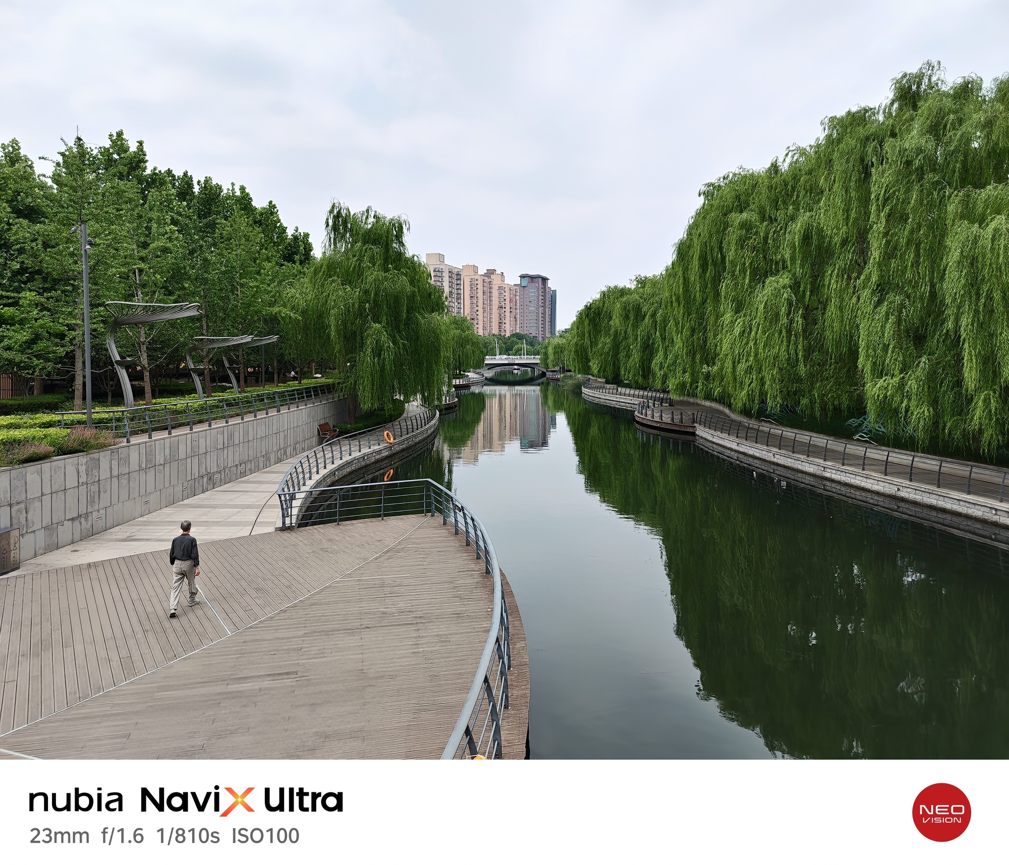 努比亚NaviX Ultra深度体验:动嘴不动手,一台真能替你跑腿的旗舰