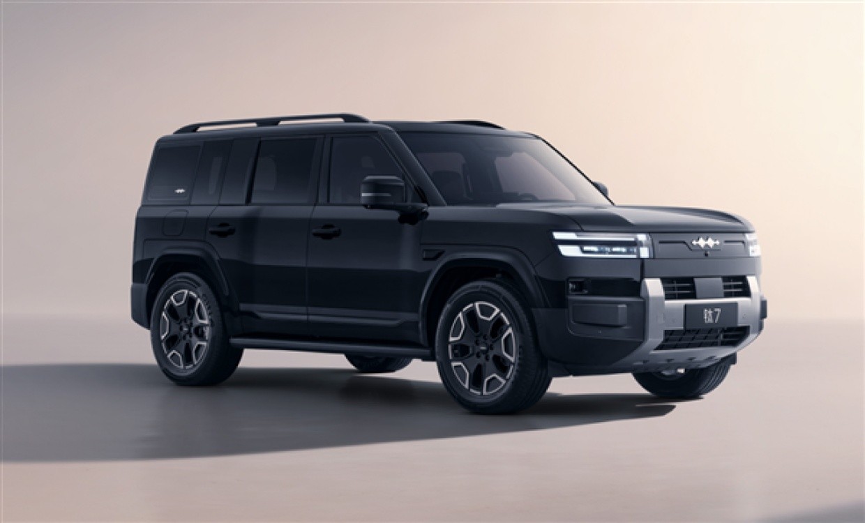 �����Ӽ���SUV�Ƽ��������������ͺ���Ա�