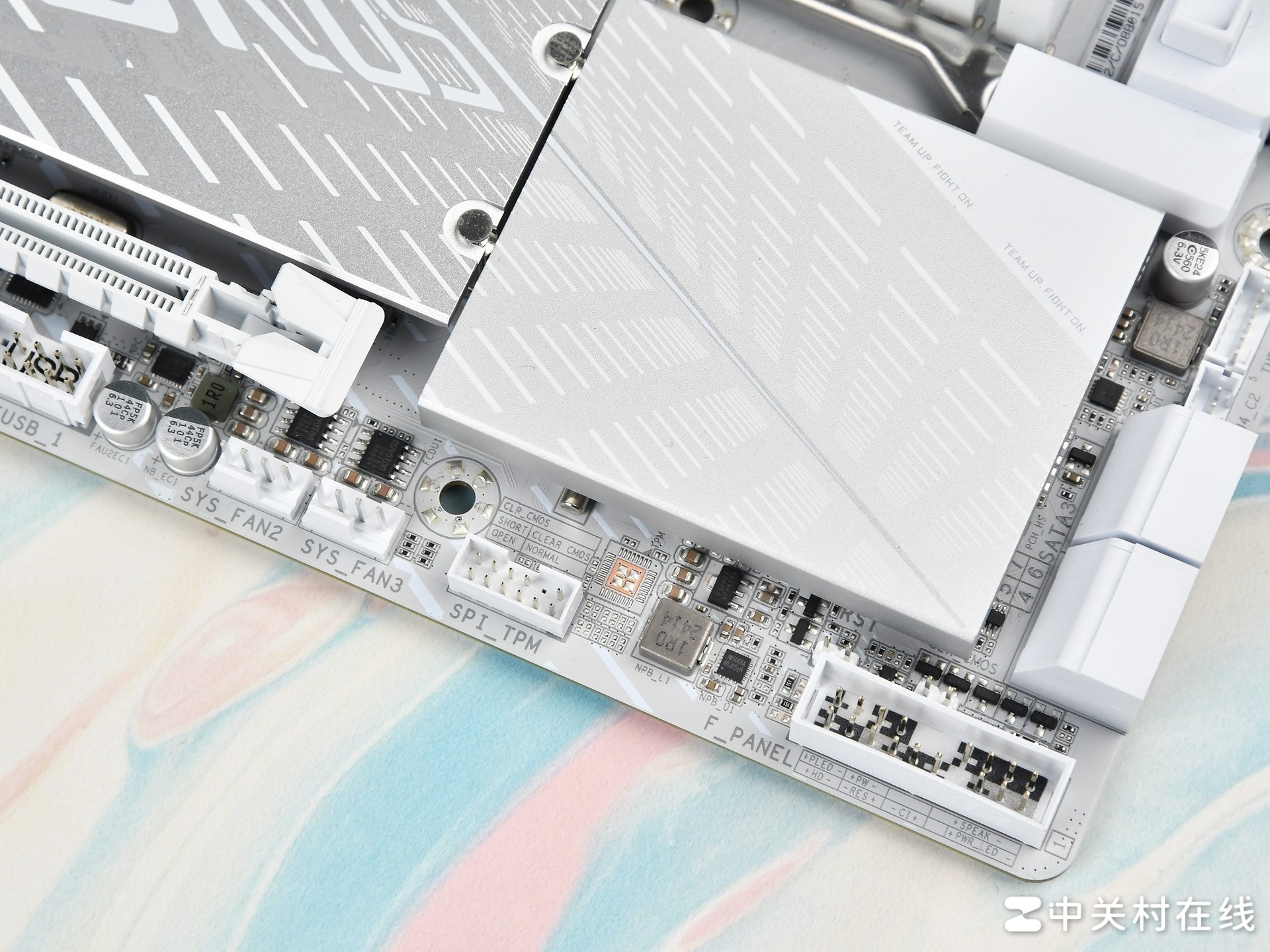 白色M板表现全能 技嘉冰雕Z890M主板评测