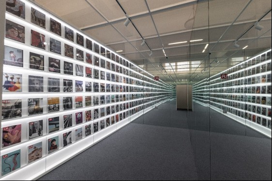 �����ͼ�֤�ߣ����⿨�����й��� �����⿨����չ�����Ϻ�¡�ؽ�Ļ