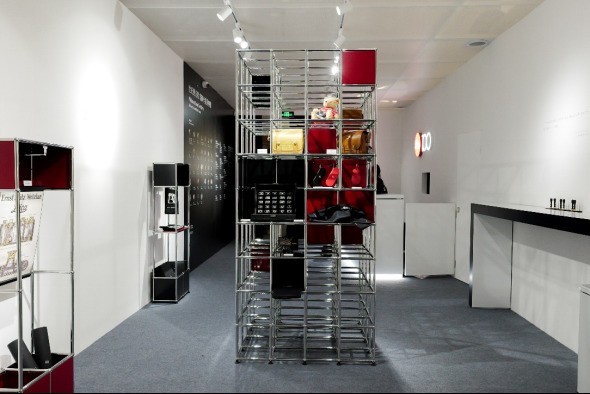 �����ͼ�֤�ߣ����⿨�����й��� �����⿨����չ�����Ϻ�¡�ؽ�Ļ