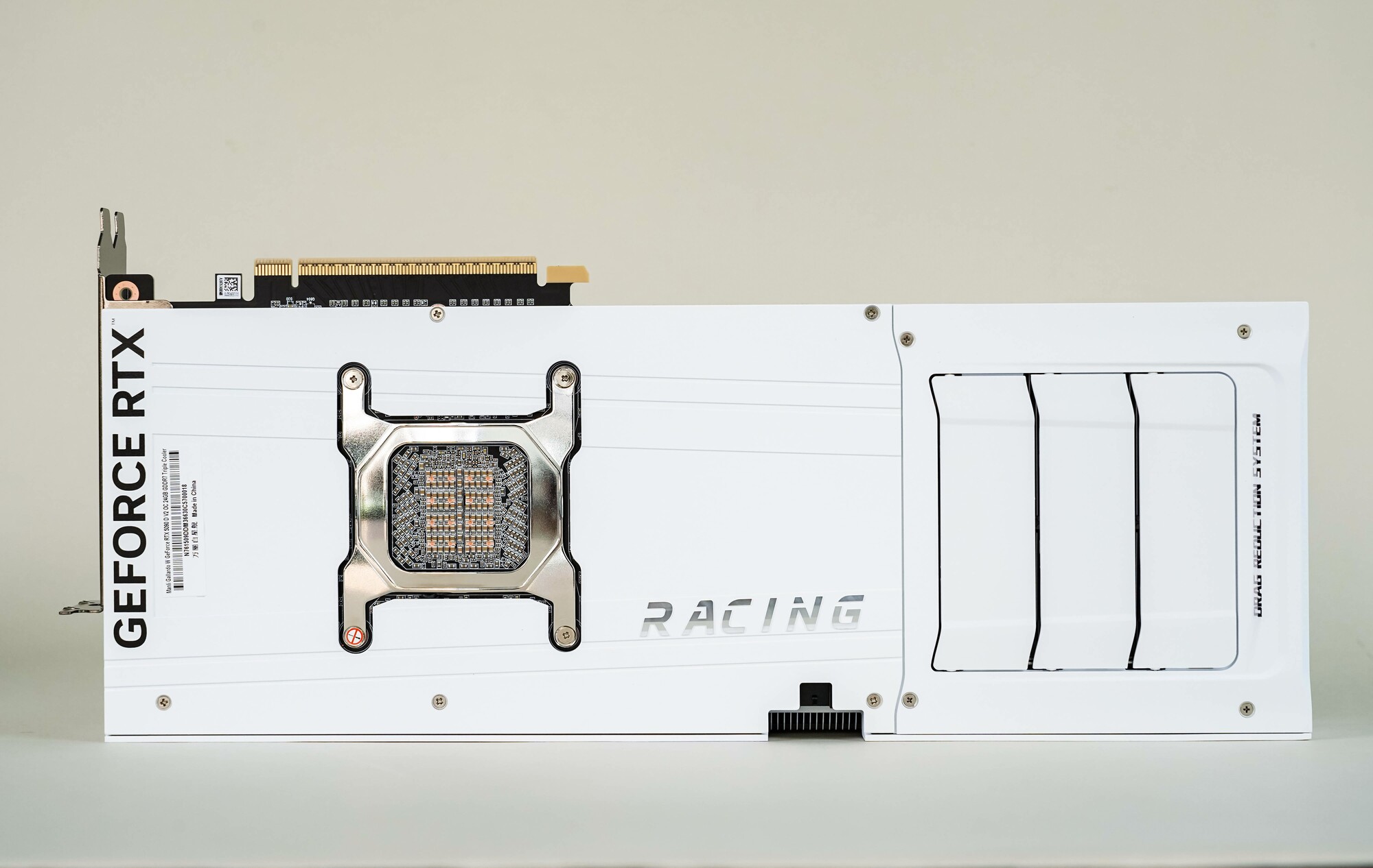  ǽGeForce RTX 5090 D v2 OC Ȼ콢Ϸ飡