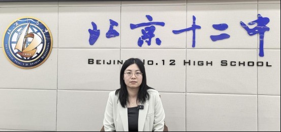 �п�����Ӣ���Ƶ�һ��������ѧ��AI������Ī����