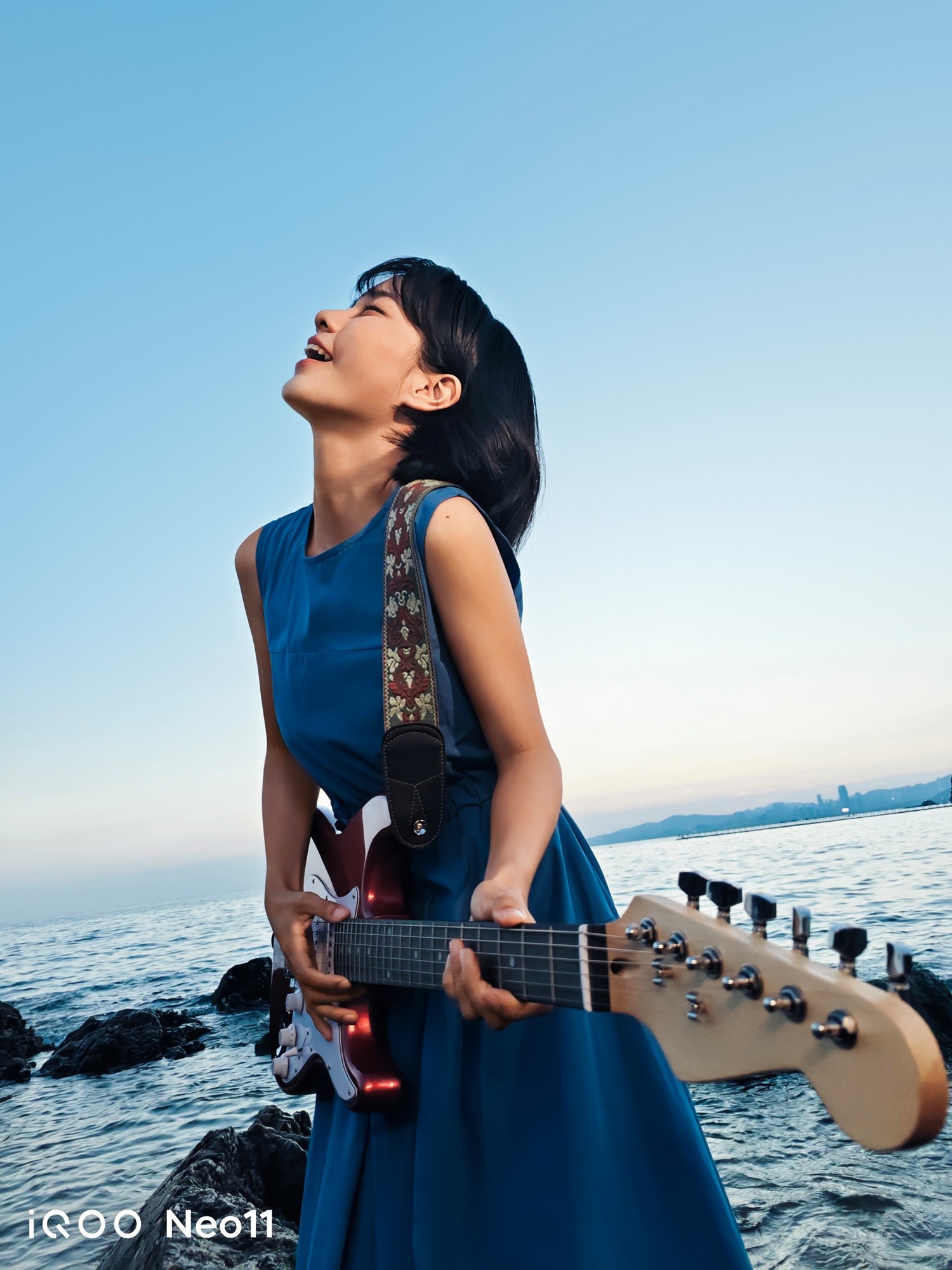 2K��˫о��Ϸ������������׼�桱iQOO Neo11 2599Ԫ����