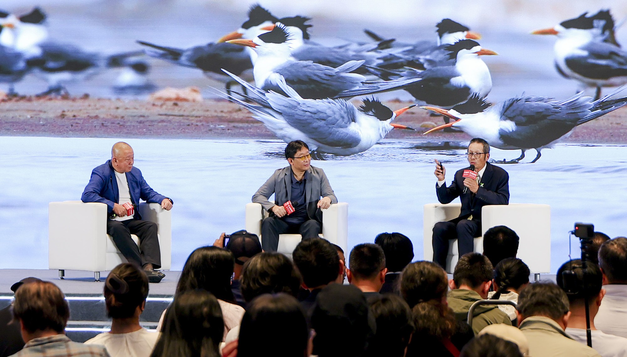 佳能行摄生态中国影像盛典暨鸟者边缘摄影艺术展在京举办