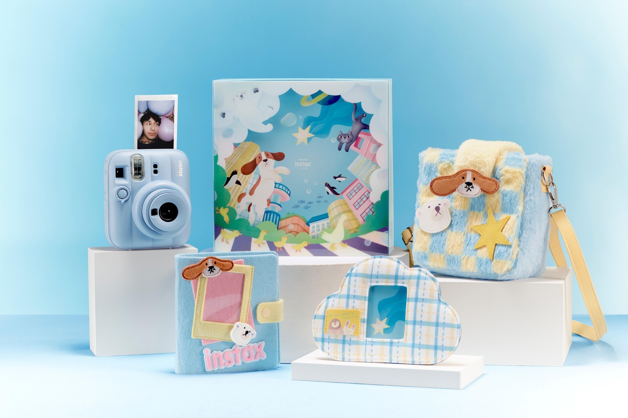 ��ʿinstaxmini 13��Ʒ�ǳ� ������Ƭ����ʱ