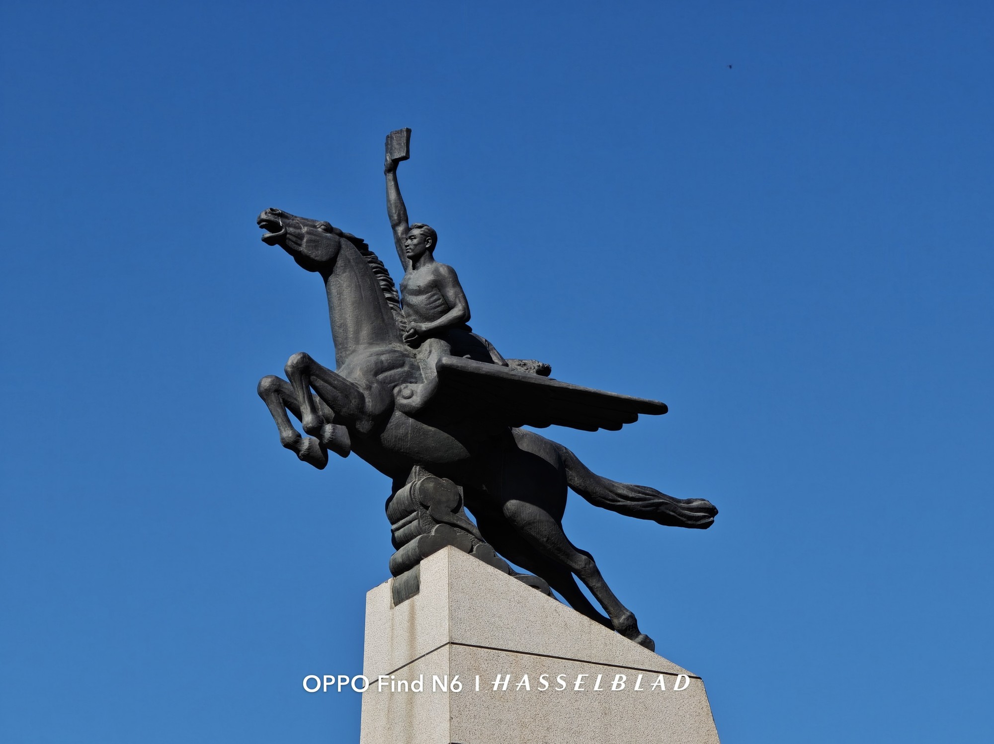 敢把2亿像素塞进折叠屏?OPPO Find N6影像实测来了