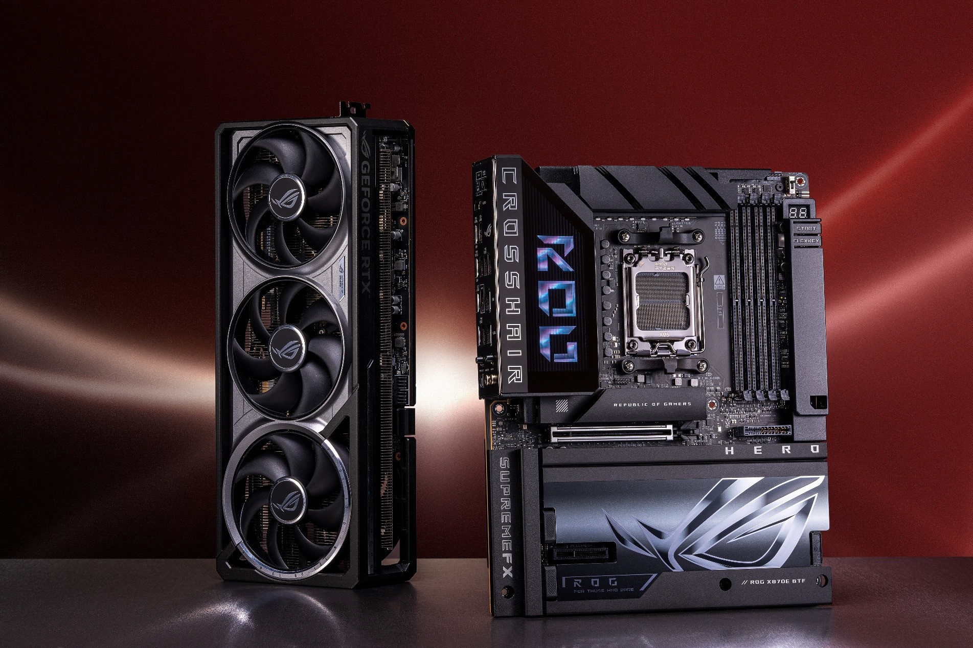 ˶ROG X870E HERO BTF𺳿¡Ϸչ