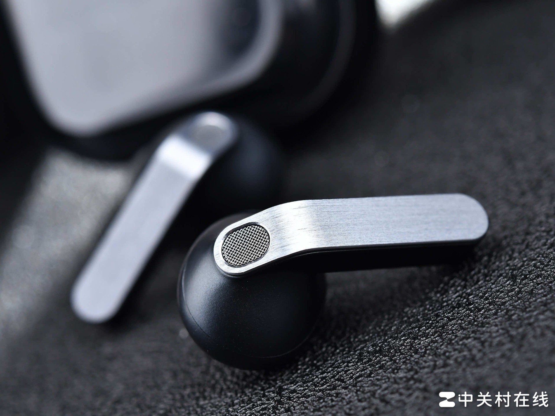 һ�������������콢TWS������ Galaxy Buds 4 Pro���ֿ���