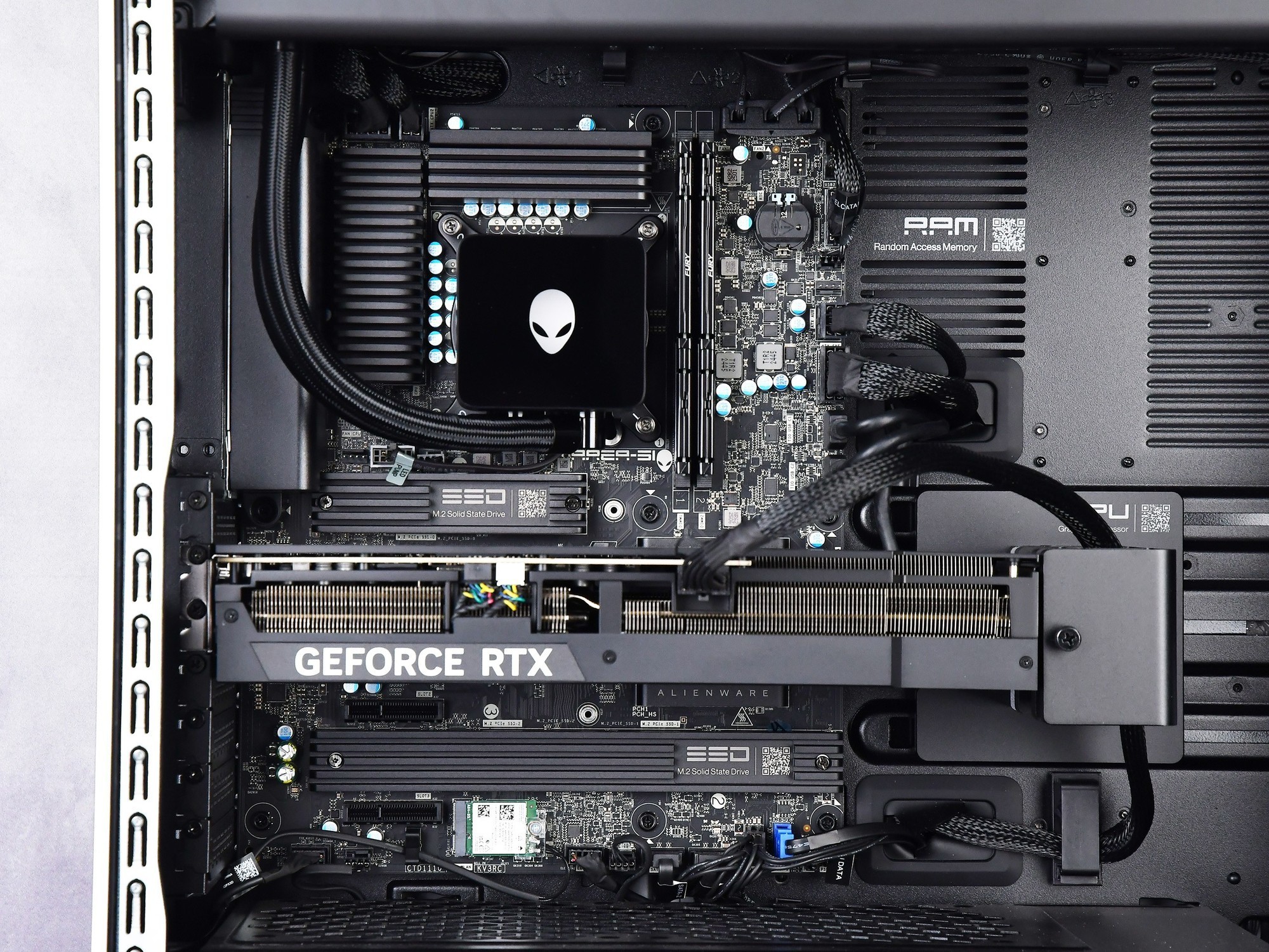 ϵ Area-51AW2725DϷ飿