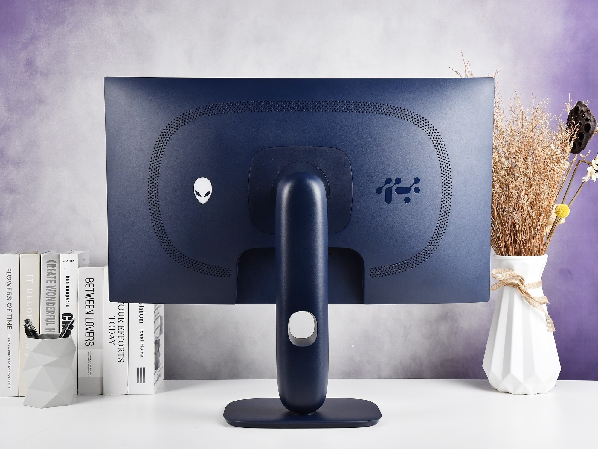 ϵ Area-51AW2725DϷ飿