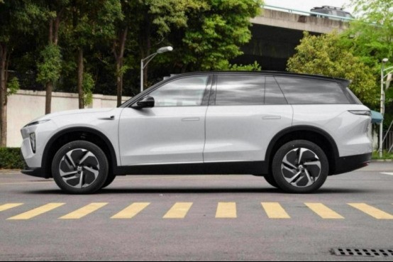 �߰�ȫ������Դ�콢SUV���а��Ŀ�ͳ����ṹ��������ȫ����