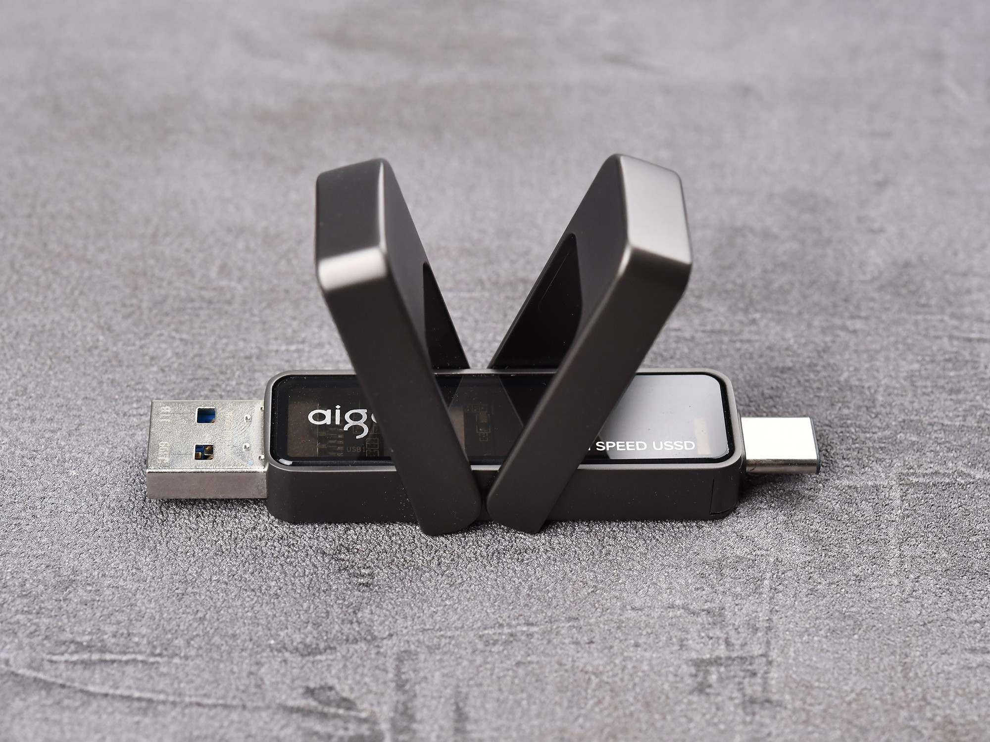 ���ֻ������Դ洢������ѷ��� aigo�洢��Ʒ��ôѡ