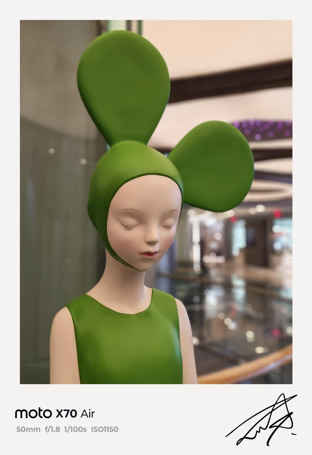 ����moto X70 Airȫ������ �ᱡ��AI������