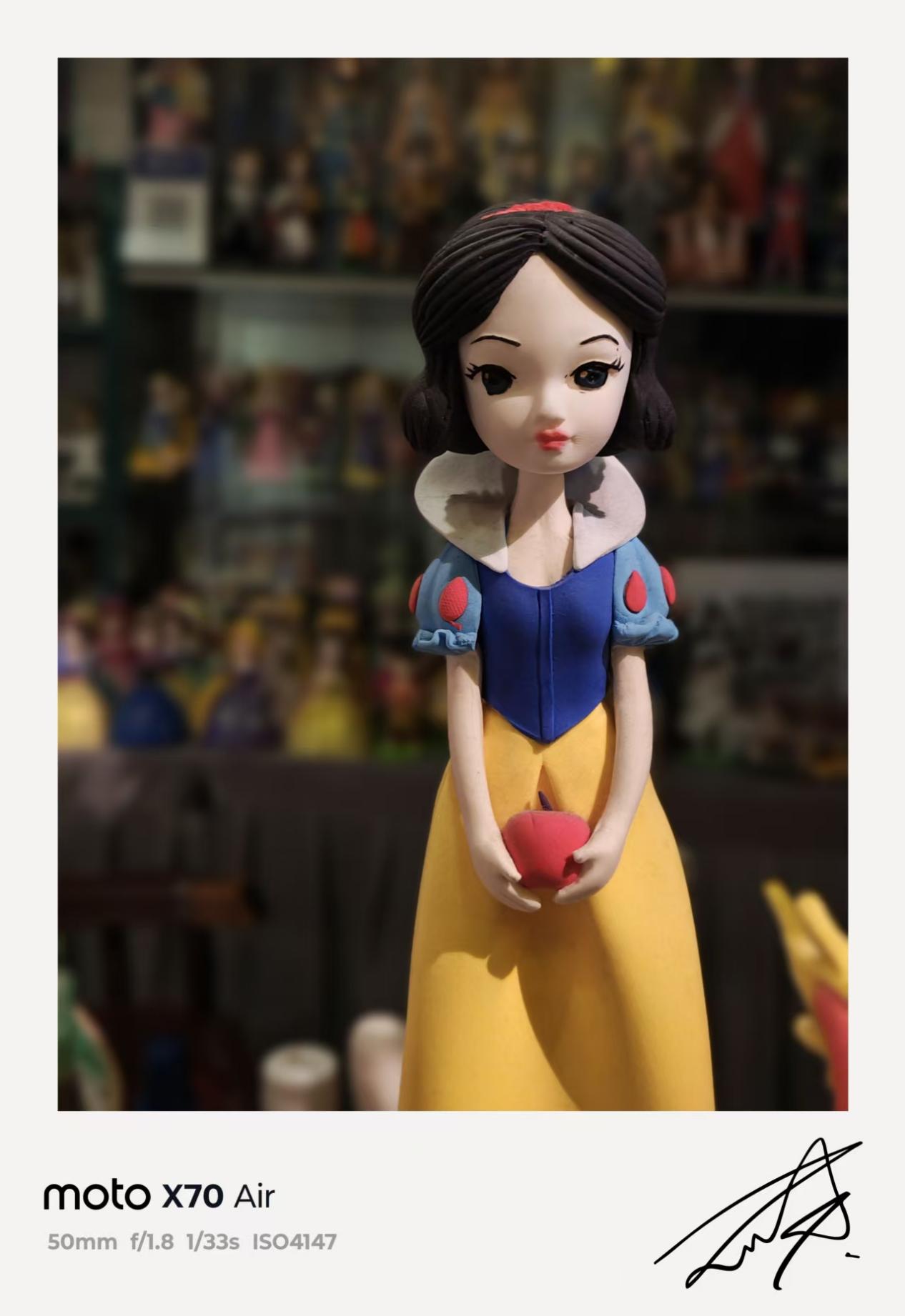 ����moto X70 Airȫ������ �ᱡ��AI������