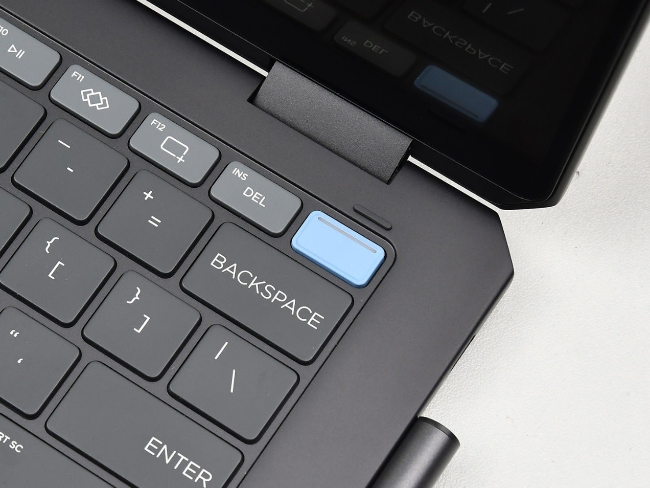 ������Book Ultra 14���⣺�ʸ�Ultra����ЧUltra�������Ultra