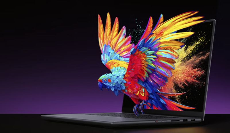 ����YOGA Pro Aura AI Ԫ������Ʒ��Ϯ��˫�콢������Я��������