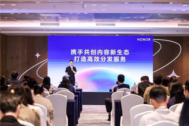 MagicOS10:通透美学与荣耀主题个性化内容的全新突破