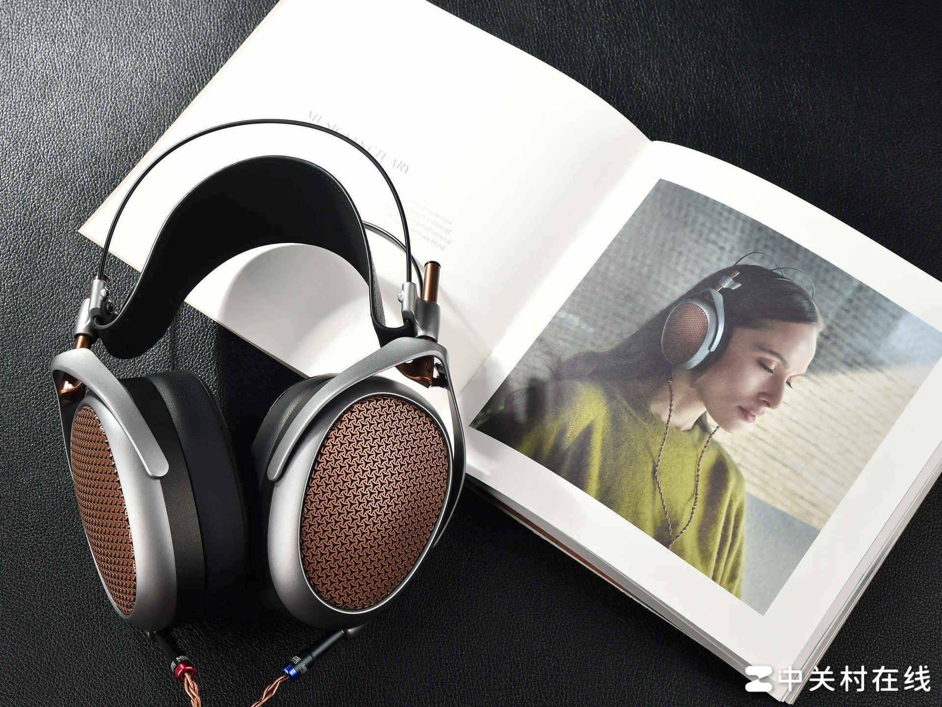 诗意般的声音之旅:Meze Audio POET头戴式平板耳机深度体验