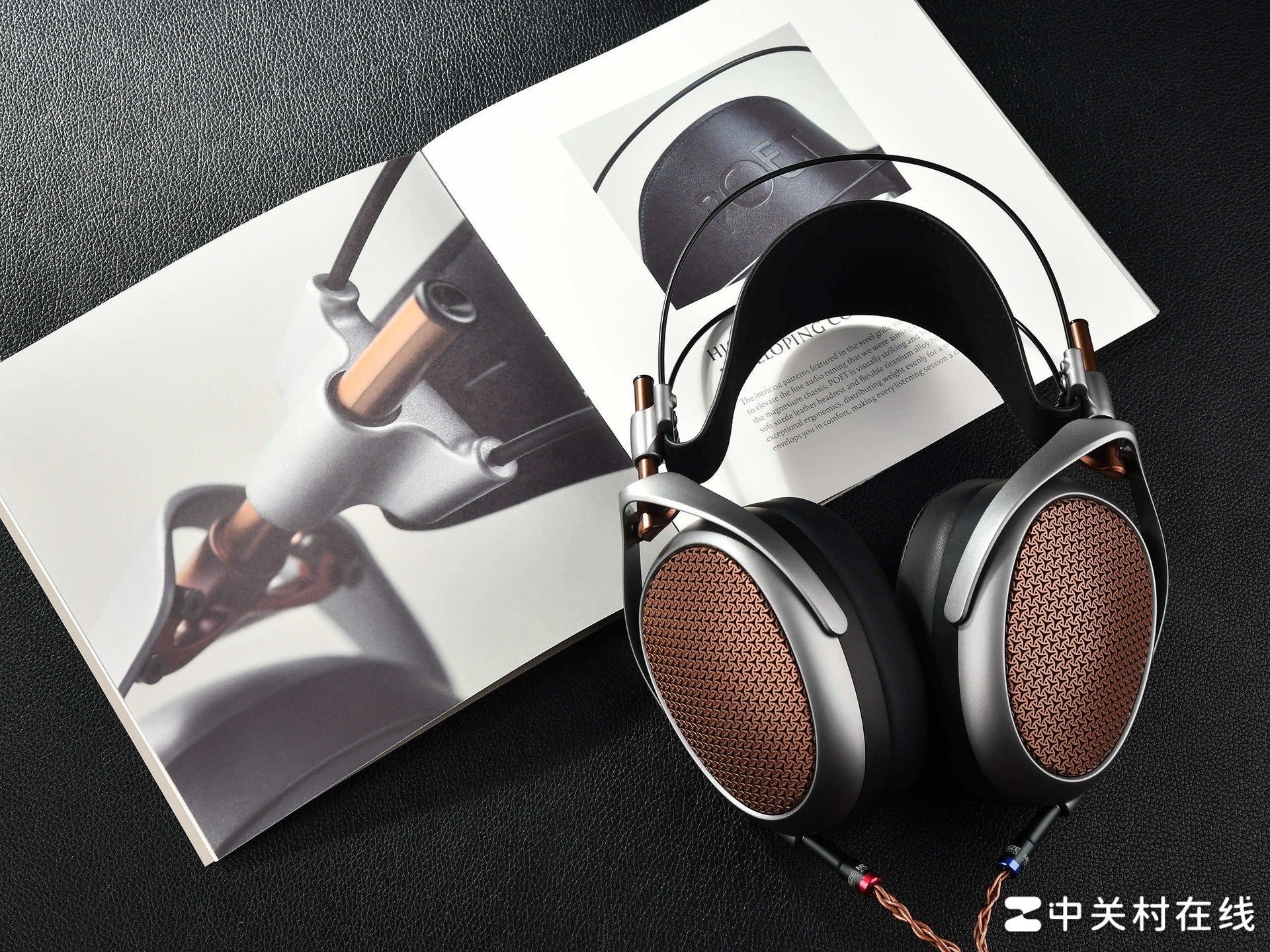 诗意般的声音之旅:Meze Audio POET头戴式平板耳机深度体验