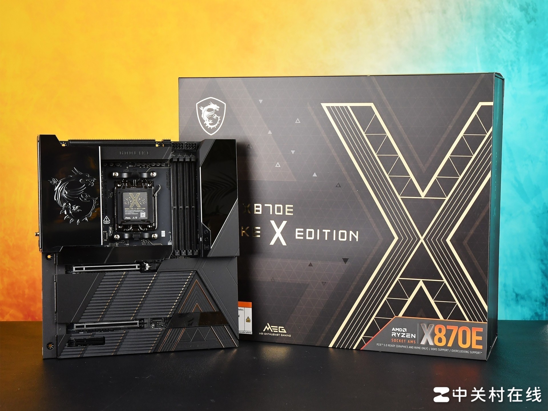 十周年典藏作品 微星MEG X870E GODLIKE X EDITION超神主板评测