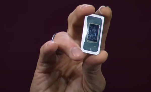 Intel18AƳսת14A