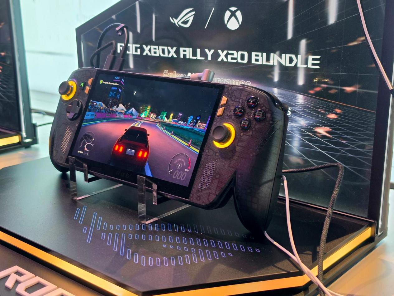 �����޶�������Ϯ��ROG XBOX�ƻ�X 20�����9��25�տ���ԤԼ
