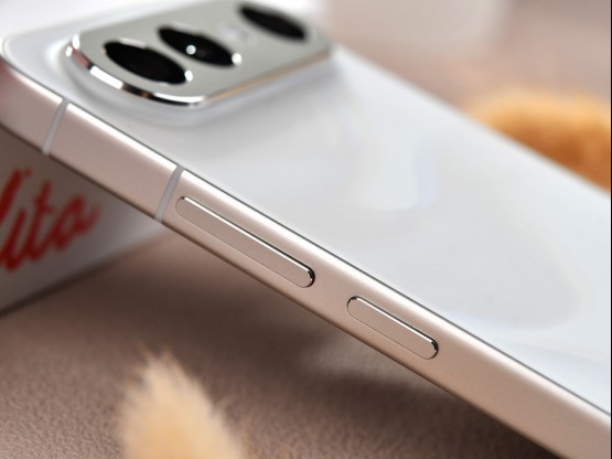 С�������ڵȵ������� vivo S50 Pro mini����