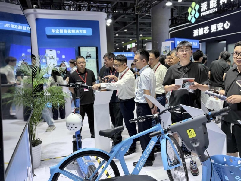 蓝派亮相华南国际电动车展 引领两轮出行产业高质量升级