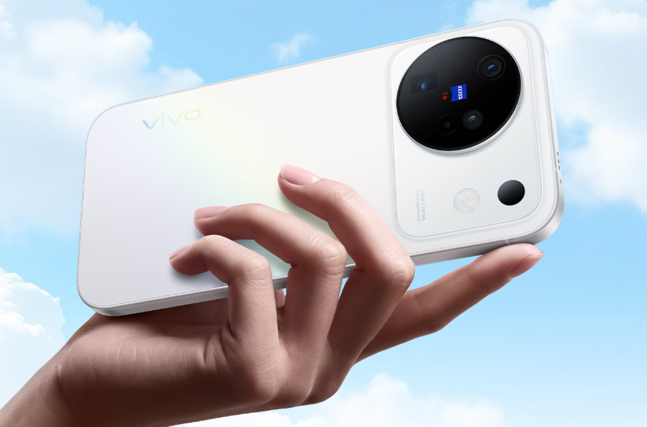 ����ᱡ�����յ��ֻ��Ƽ���vivo X500����Эʵ��