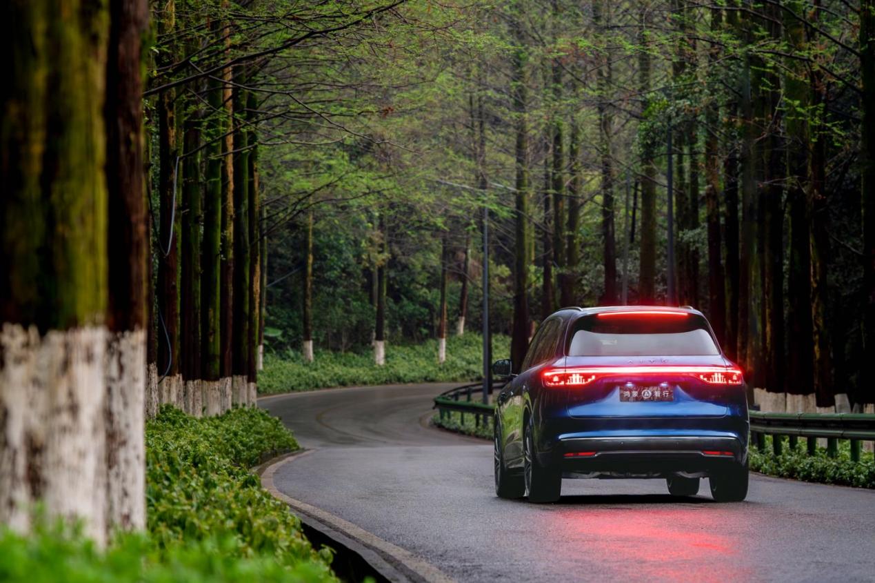 ���ø�Զ���صø��ȣ��ʽ�M8�����ļ����״ﹹ����ͥ��������̬