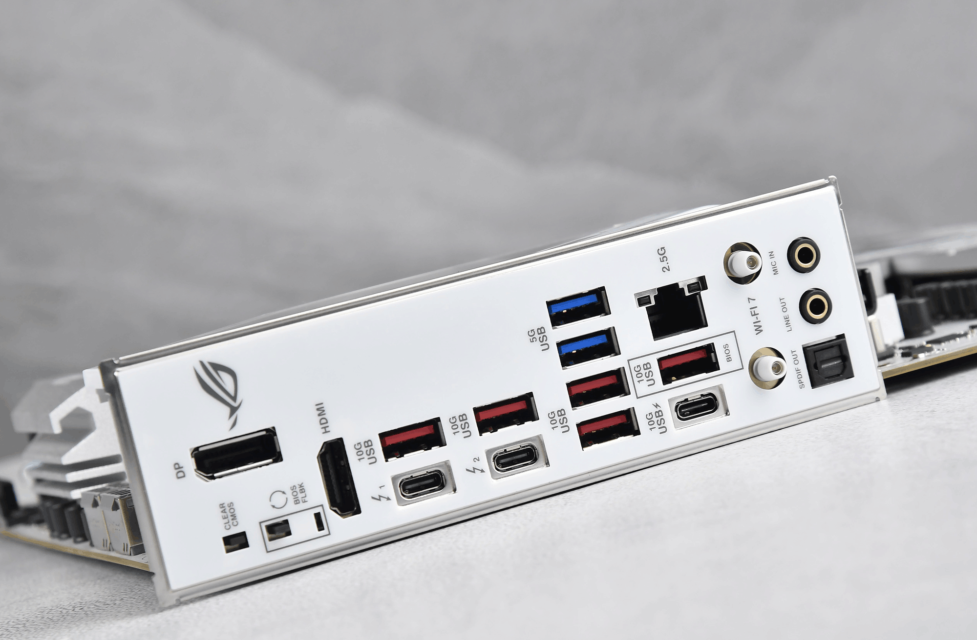 酷睿Ultra 7 270K/5 250K Plus处理器首测：多核、游戏、渲染性能暴增