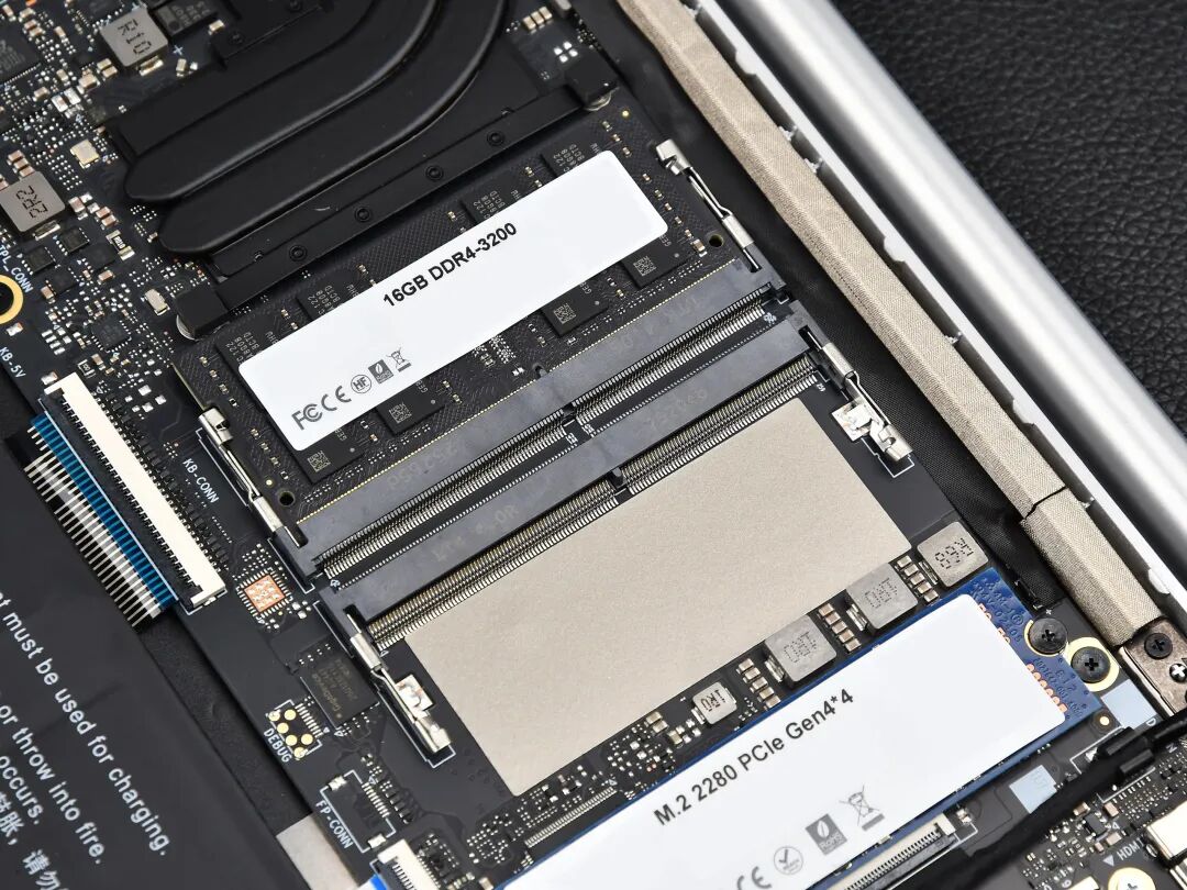 1.1kgĻX5ñʼǱҵԱϲ