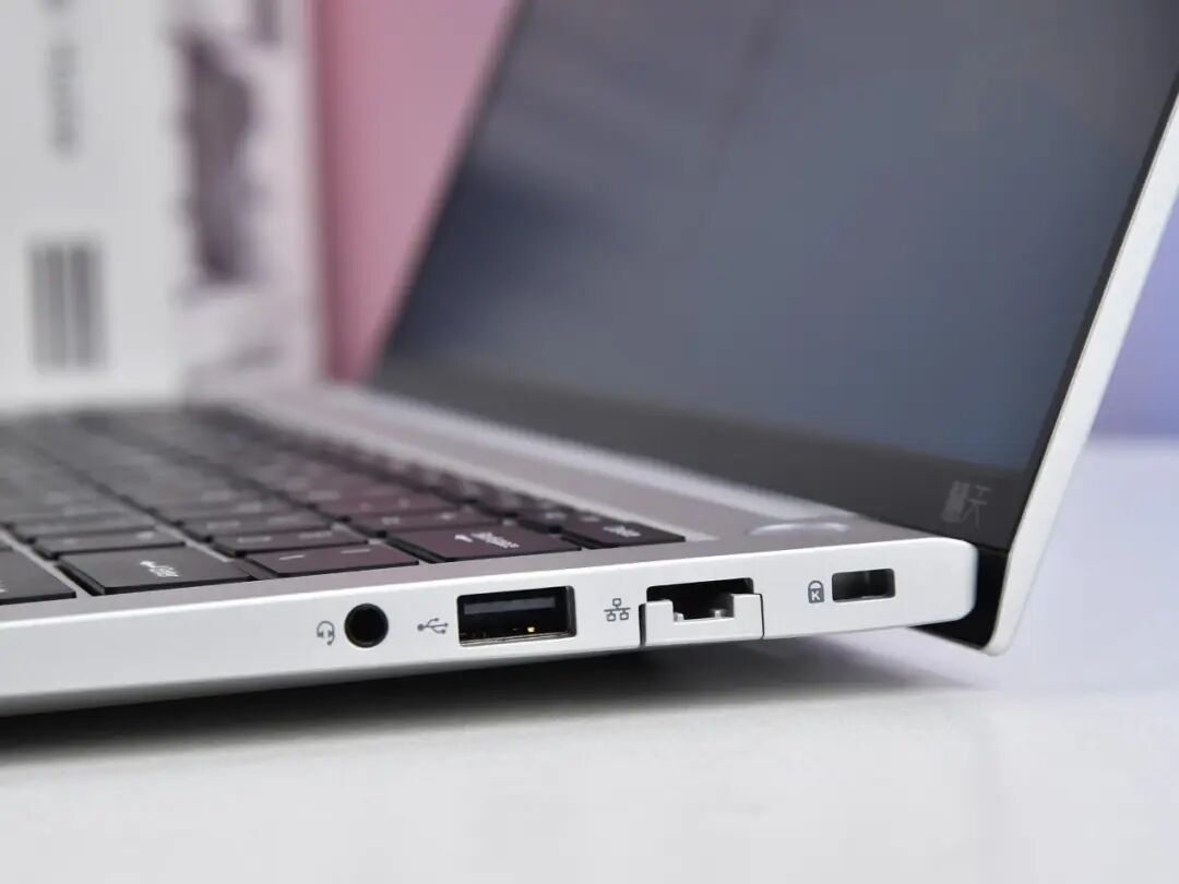 1.1kgĻX5ñʼǱҵԱϲ