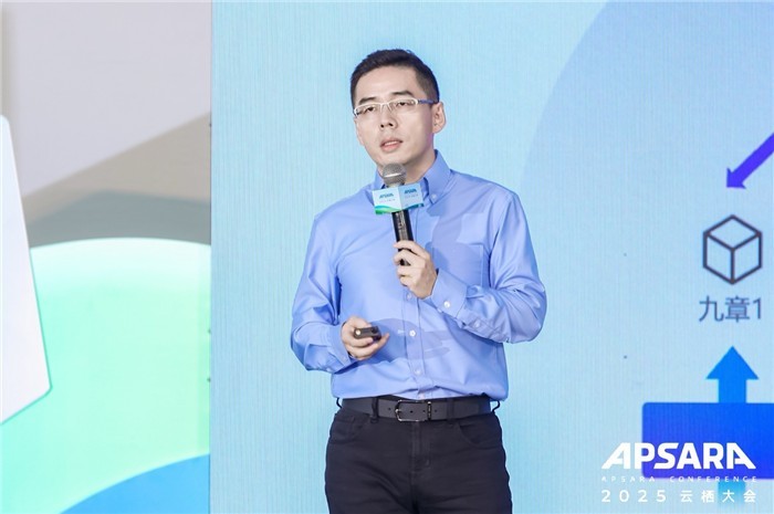 走向AI原生,企业架构升级靠“全栈”引爆增长