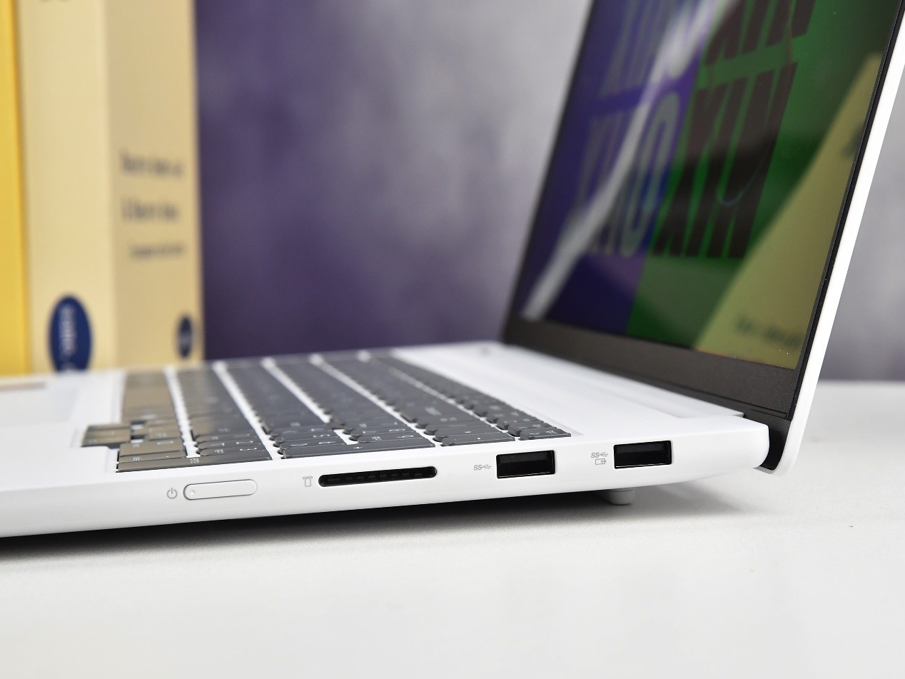 高性能轻薄本天花板 联想小新Pro 16 GT AI元启版评测