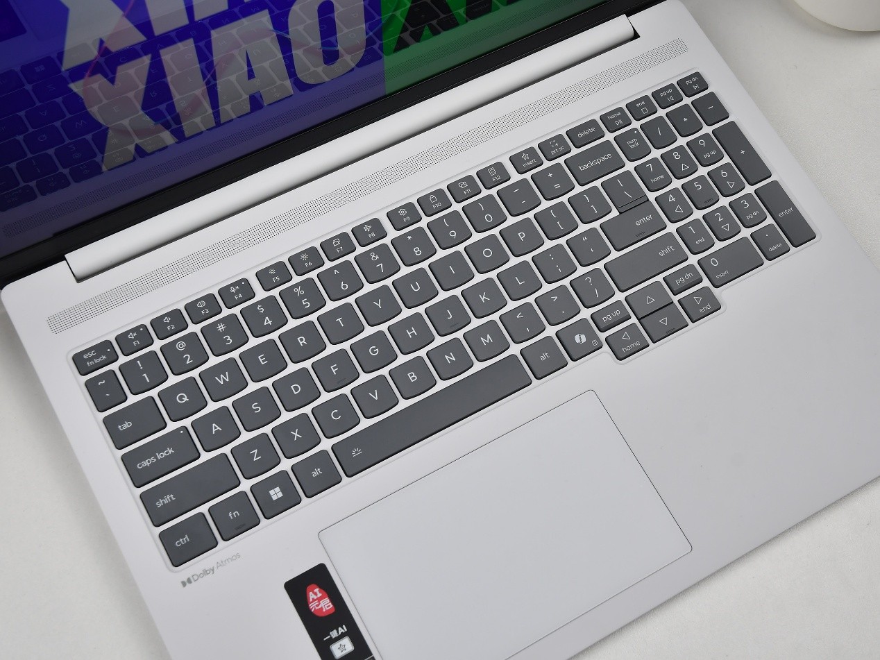 高性能轻薄本天花板 联想小新Pro 16 GT AI元启版评测