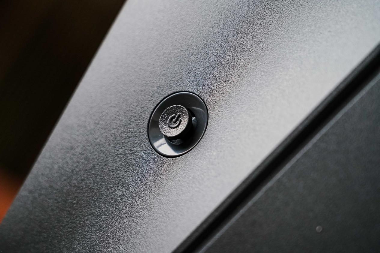 HKC UG25EF显示器评测:神盾系列焕新来袭 主流FPS玩家选择加一