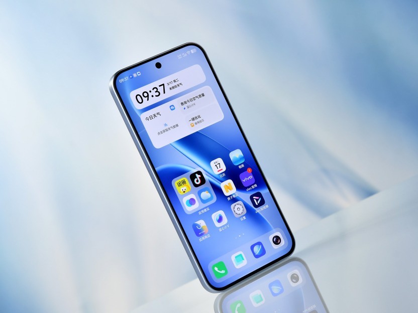 配置倒翻天罡,体验究竟如何?iQOO Z11全面评测