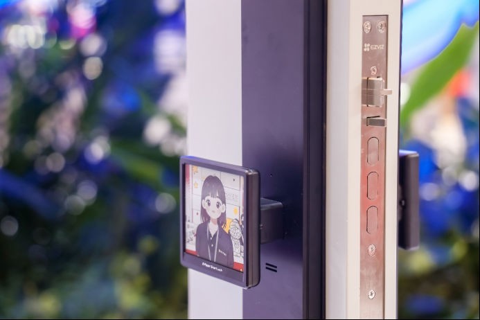 AI智能锁迎拐点 引领者缘何“花落”萤石?