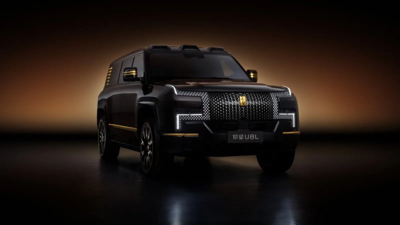 商务和家庭兼顾的豪华SUV:仰望U8L动力系统与补能效率突出