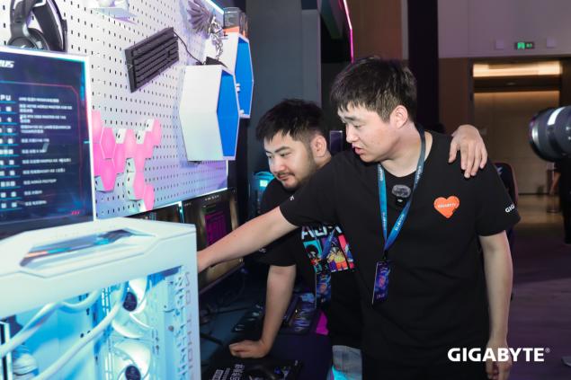 ����2025�����᣺�����ĳ������ǵ����š�������AI�¼�Ԫ