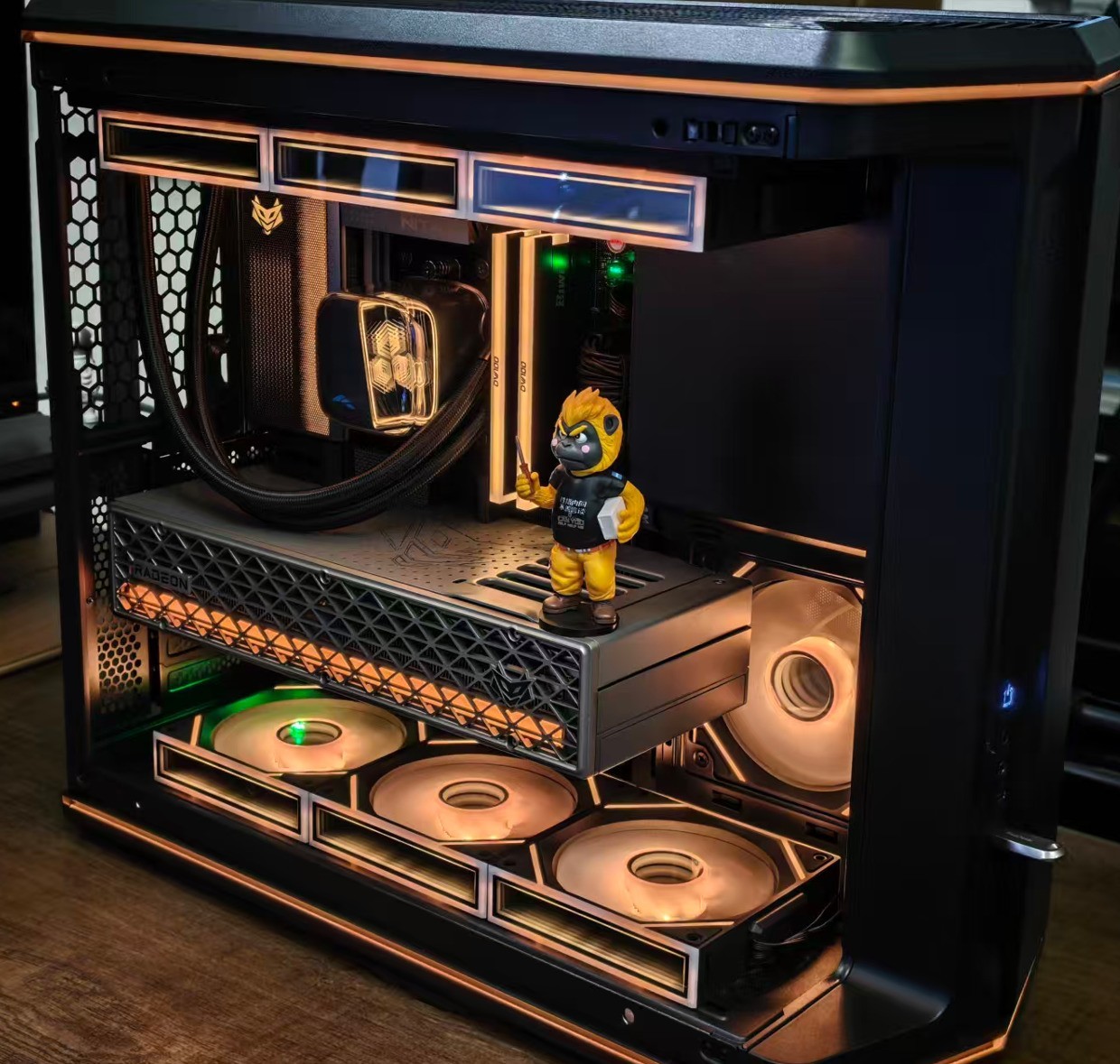 ����˫ɫ��ѡ������ʯRX9070XT Phontom Link �Կ����У�