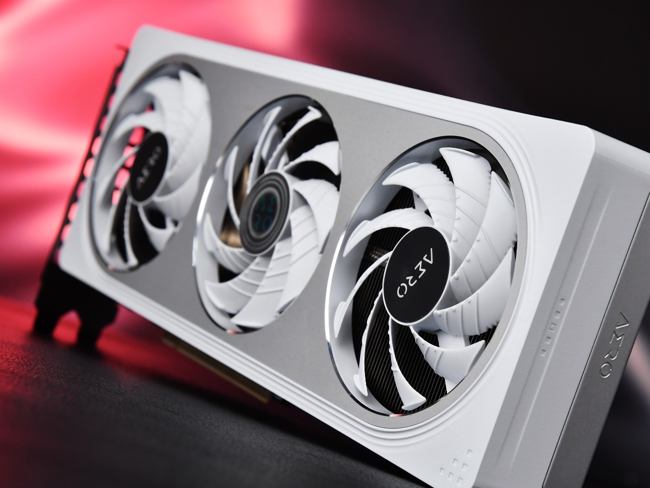 技嘉RTX 5060 Ti AERO OC 8G显卡评测:颜值系2K游戏甜品卡