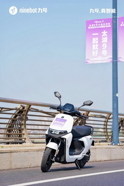 直击太湖9号公路系列赛：九号车队成“显眼包”，这才是打开马拉松的正确方式